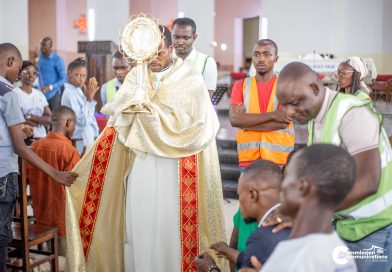 Retour en Images : « Come to Me » – Un Moment de Prière Intense à la Paroisse Nodasa