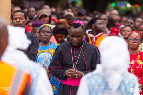 Chemin de la Croix Mgr Ndaka-1