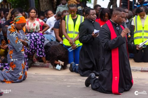 Chemin de la Croix Mgr Ndaka-14