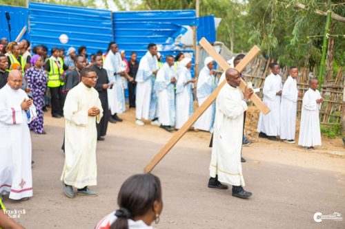 Chemin de la Croix Mgr Ndaka-20