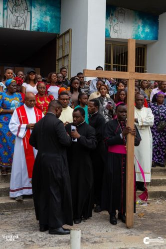 Chemin de la Croix Mgr Ndaka-22