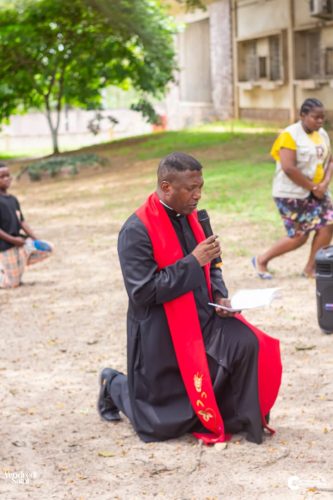 Chemin de la Croix Mgr Ndaka-26