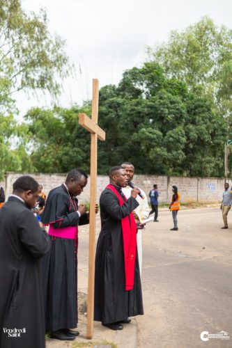 Chemin de la Croix Mgr Ndaka-28