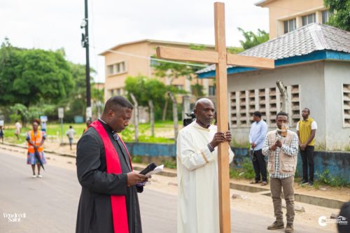 Chemin de la Croix Mgr Ndaka-29