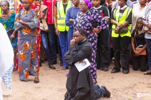 Chemin de la Croix Mgr Ndaka-48