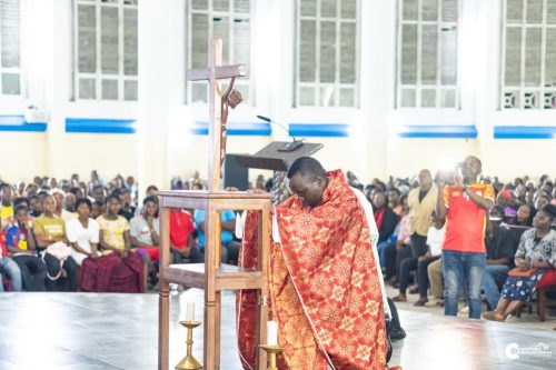 Mgr-Ndasa-Vendredi-03.04-10