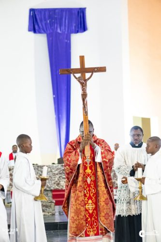 Mgr-Ndasa-Vendredi-03.04-12